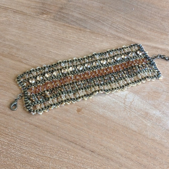 Jewelry - BOHO sparkly bracelet